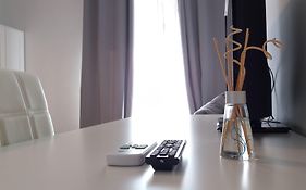La Libra Rooms